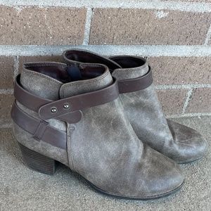 Charlotte Russe Ankle Strap Wedge Zipper Booties Womens 8